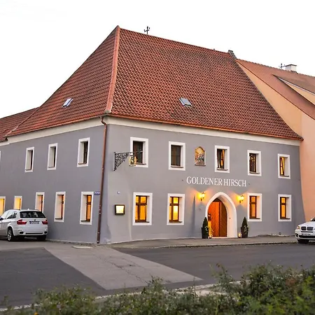 Hoegers Restaurant *